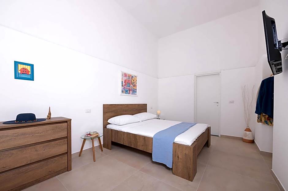 Gioia 13 Rooms & Apartments