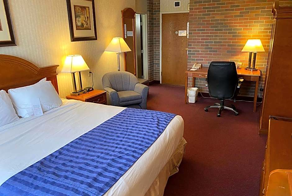 Ramada by Wyndham Lethbridge