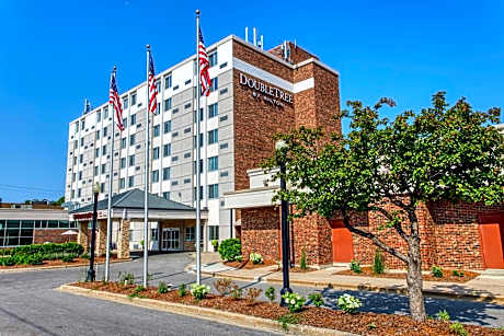DoubleTree by Hilton Neenah