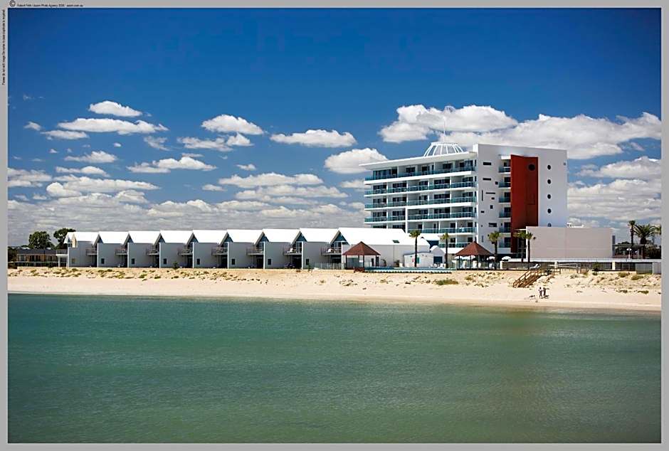 Seashells Mandurah — 46 fotoğraftan 1. fotoğraf