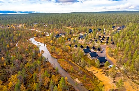 Wilderness Hotel Muotka & Igloos