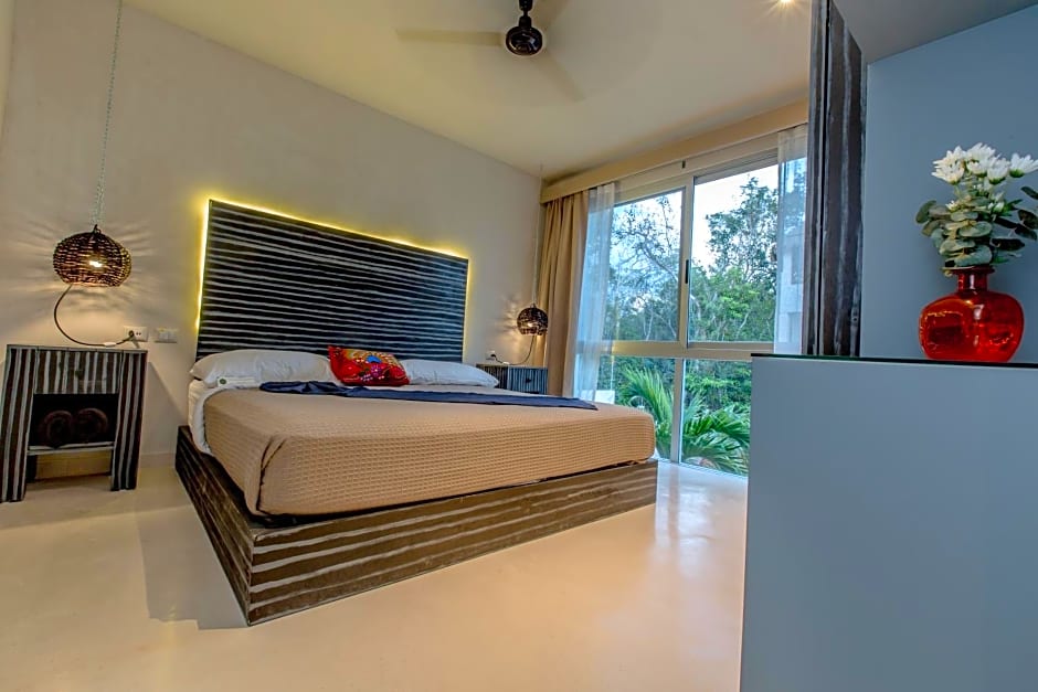 Alma De Flores Private Pools Suites
