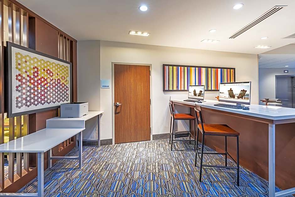 Holiday Inn Express And Suites Parsons By IHG