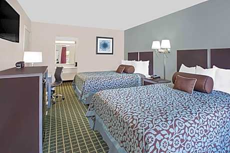 Queen Room with Two Queen Beds - Non-Smoking