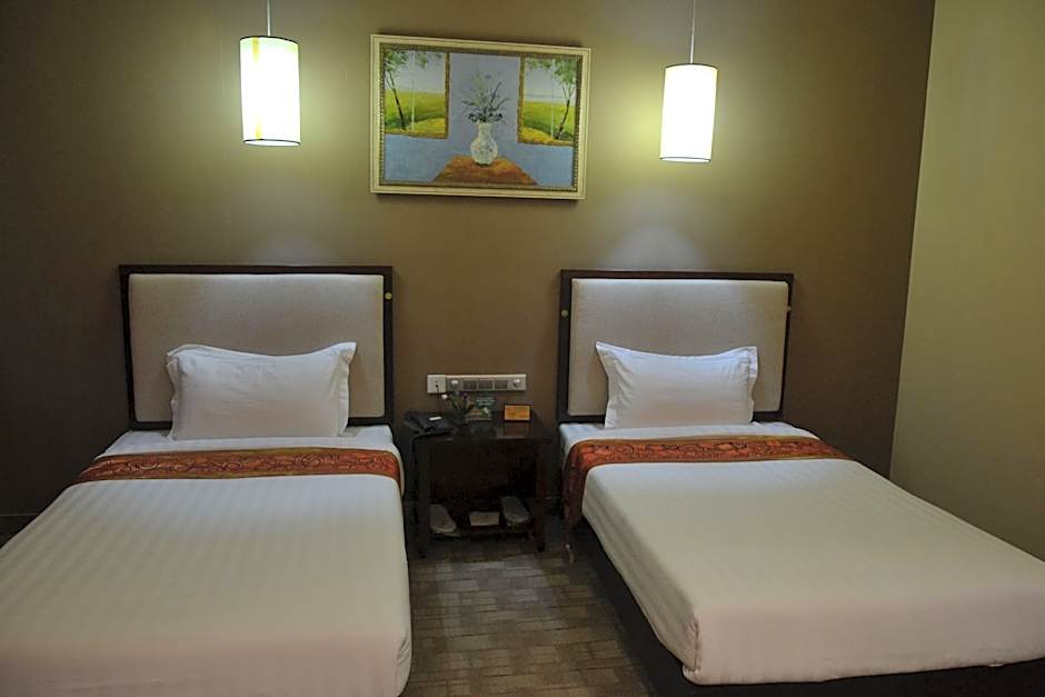 Kololo Courts Hotel And Restaurant