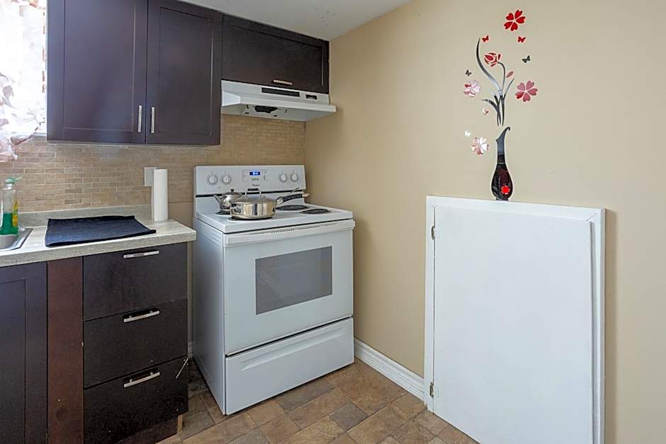 Private room with TVnetflix and free parking