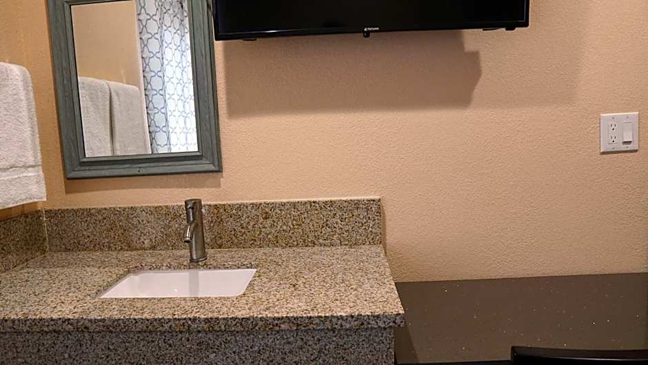 Holly Crest Hotel - Los Angeles, LAX Airport