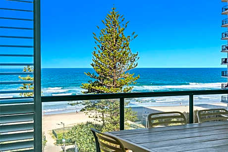 Emerald Sands Holiday Apartments