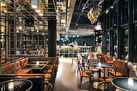 Ruby Lilly Hotel Munich