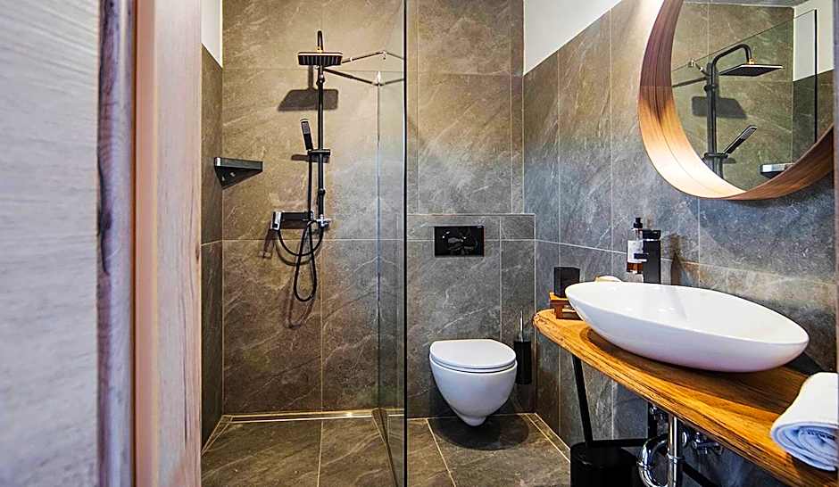 Hotel Pok Garni