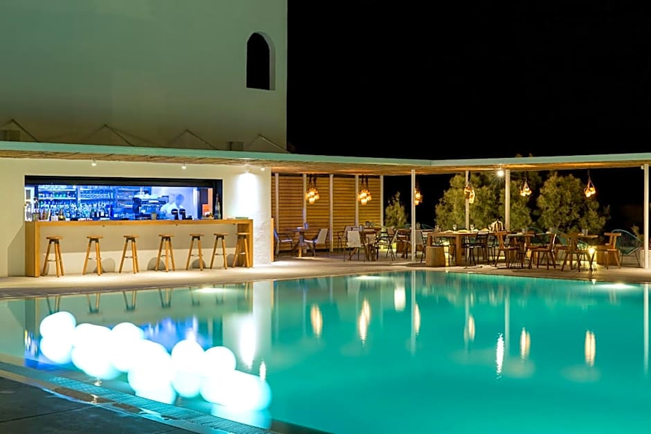 Kamari Beach Hotel