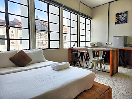 Executive Studio