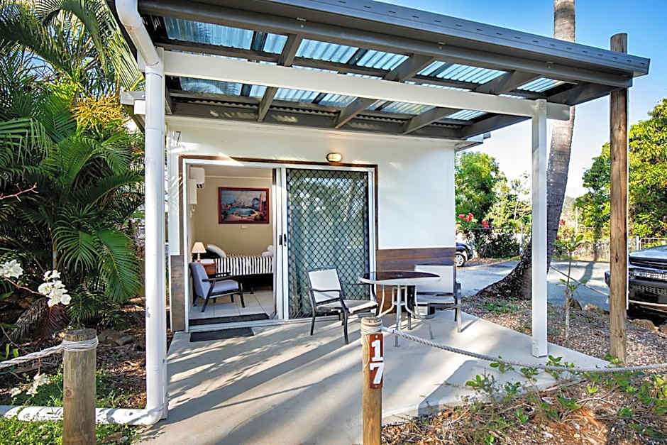 Bush Village Holiday Cabins