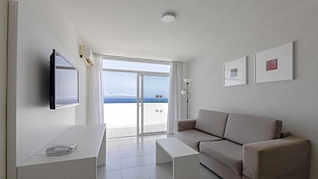 Standard Double or Twin Room with Sea View