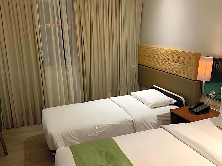 Diamond Hotel Kuta Bali
