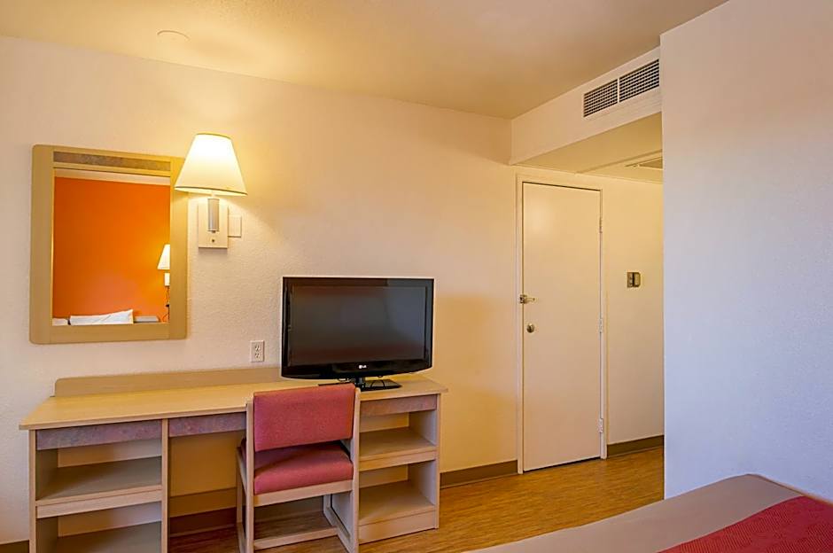 Motel 6-Laramie, WY