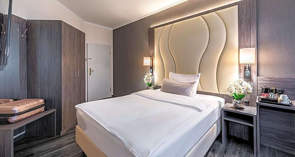 PLAZA INN Schmöker-Hof