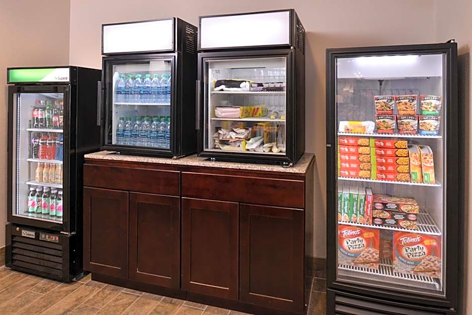 Holiday Inn Express & Suites Williams By IHG