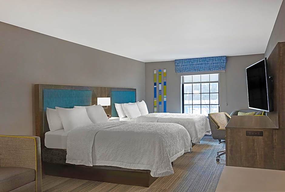 Hampton Inn By Hilton Westfield