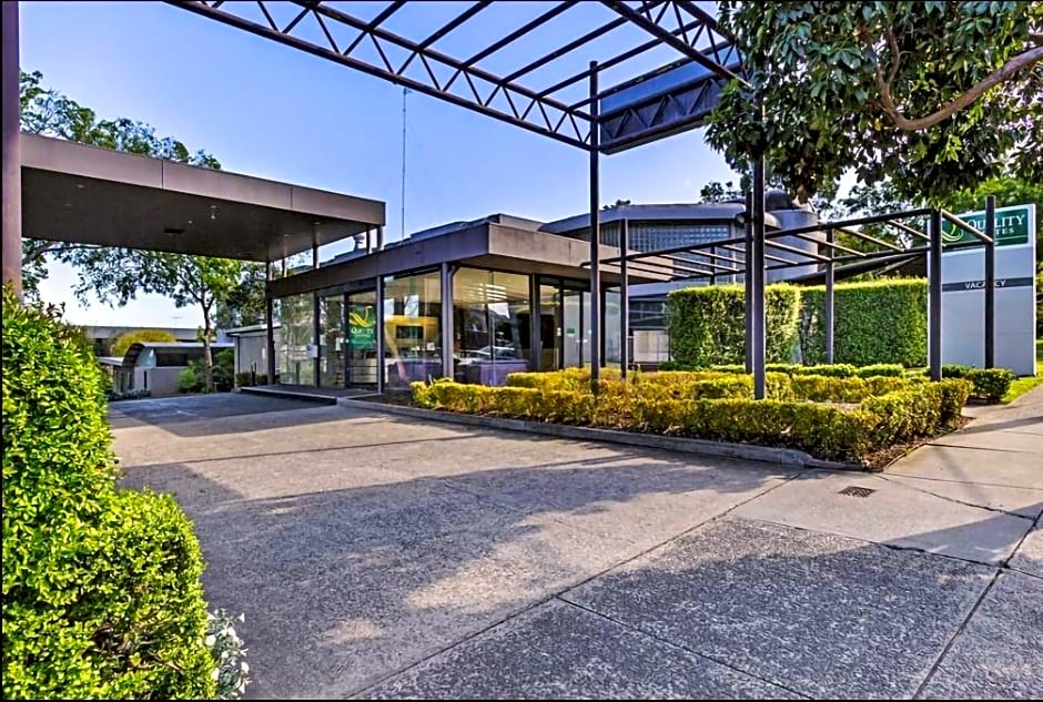 Melbourne Kew Central Apartments Official