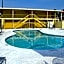 Econo Lodge Inn & Suites At Fort Moore