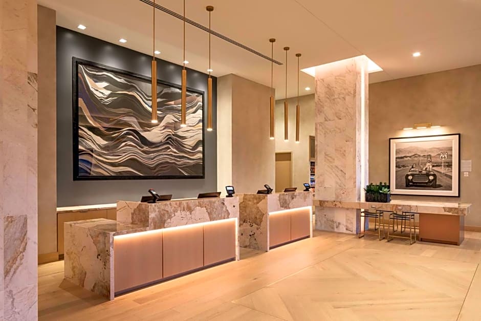 Caesars Republic Scottsdale, a Hilton Hotel