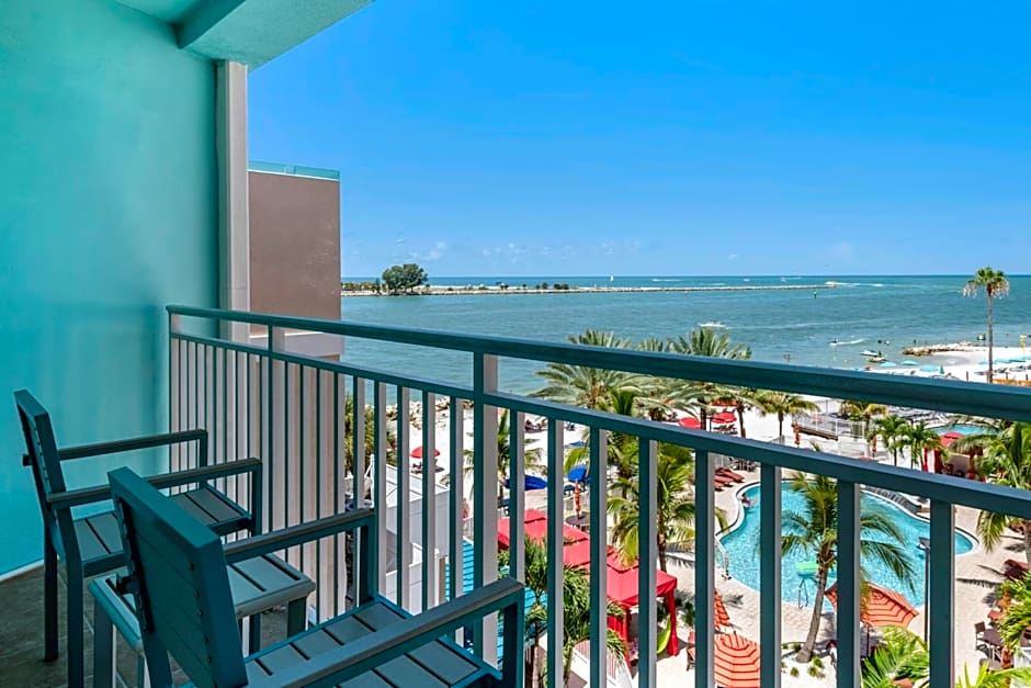 Winter the Dolphin's Beach Club, Ascend Hotel Collection