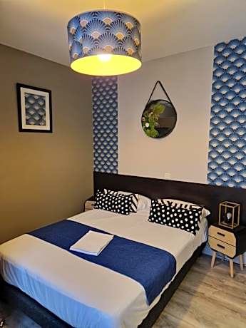 Double Room with Shared Toilet