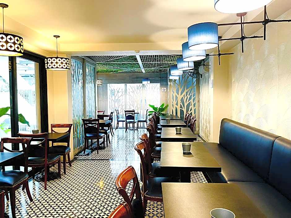 Royal Dragon Boutique Hotel