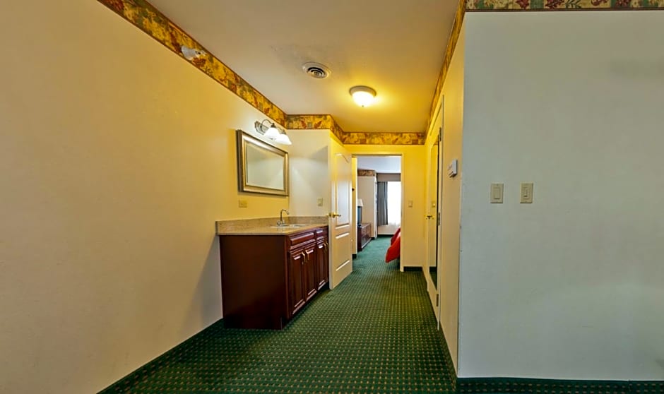 Country Inn & Suites by Radisson, Elkhart North, IN