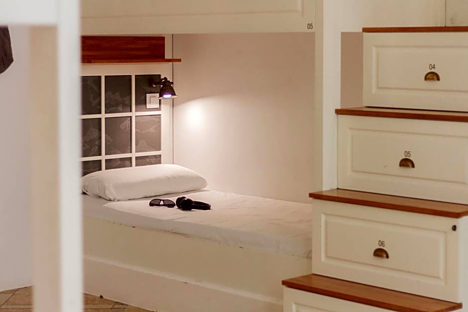 Casa Gracia Barcelona Hostel