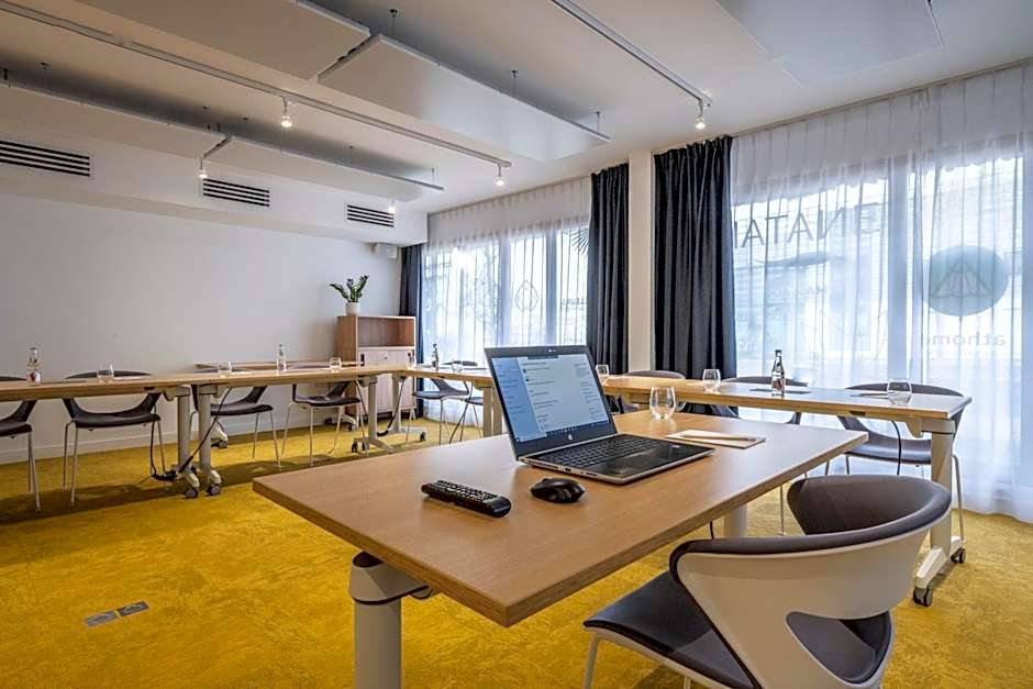 ATHOME RESIDENCE ET SPA