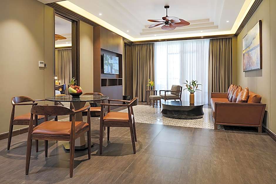 Senna Hue Hotel