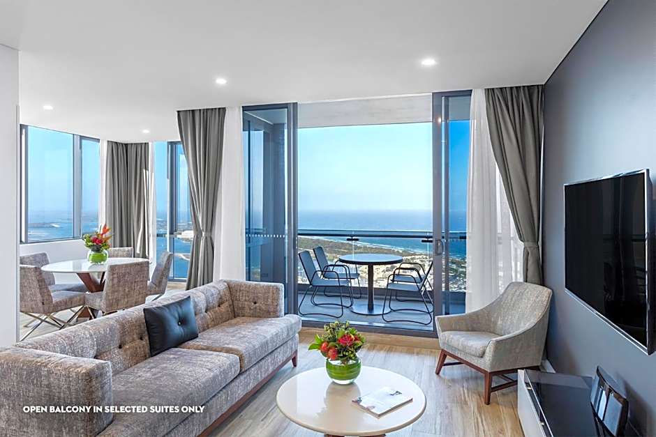 Meriton Suites Southport