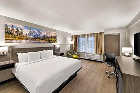 Clarion Pointe Rhinelander Downtown