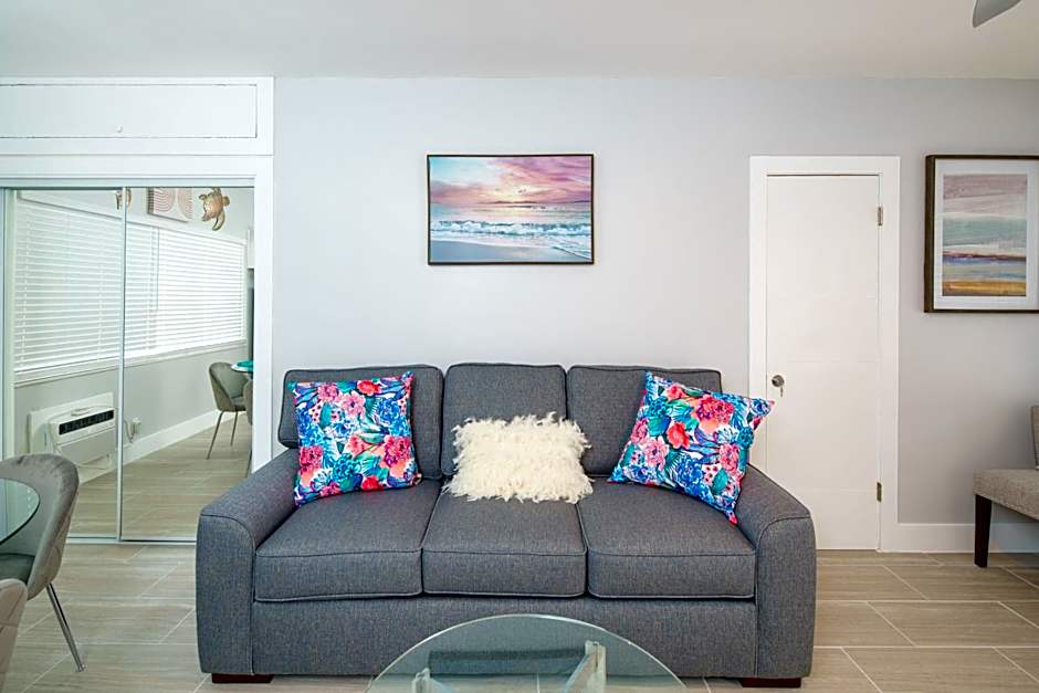 The Surf Hollywood Beach