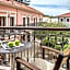 Balhambra Suites - Adults Only