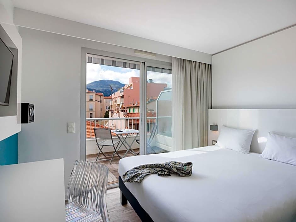 Ibis Styles Menton Centre