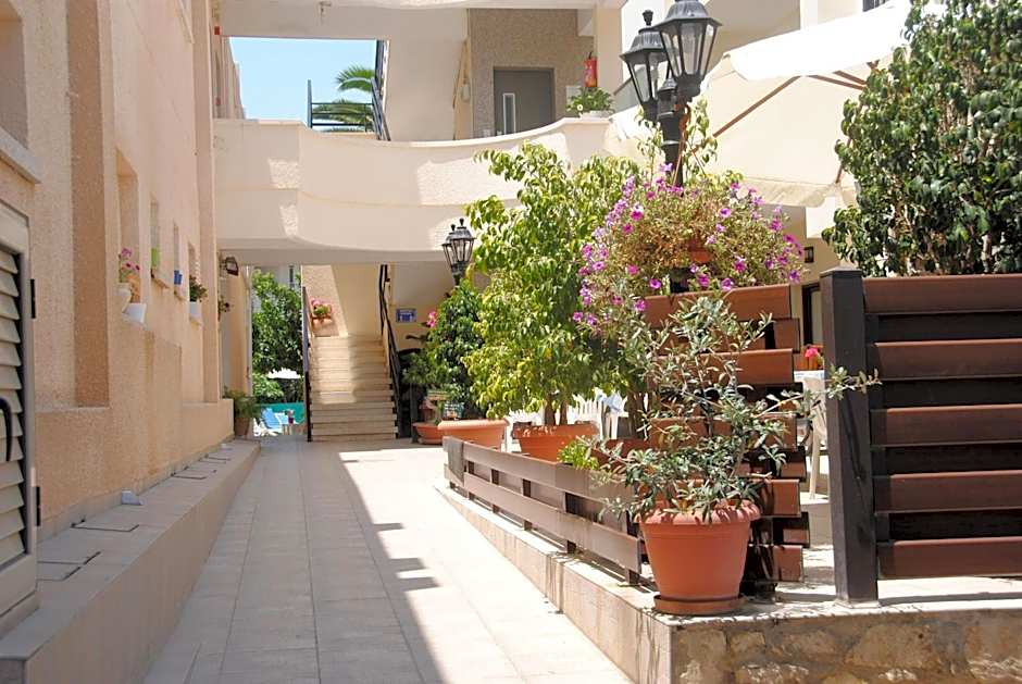 C & A Hotel Apartments