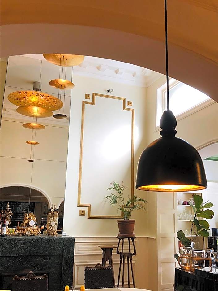 The Museum - Au Lit, Jérôme!