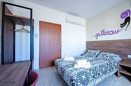 Double or Twin Room with Bathroom