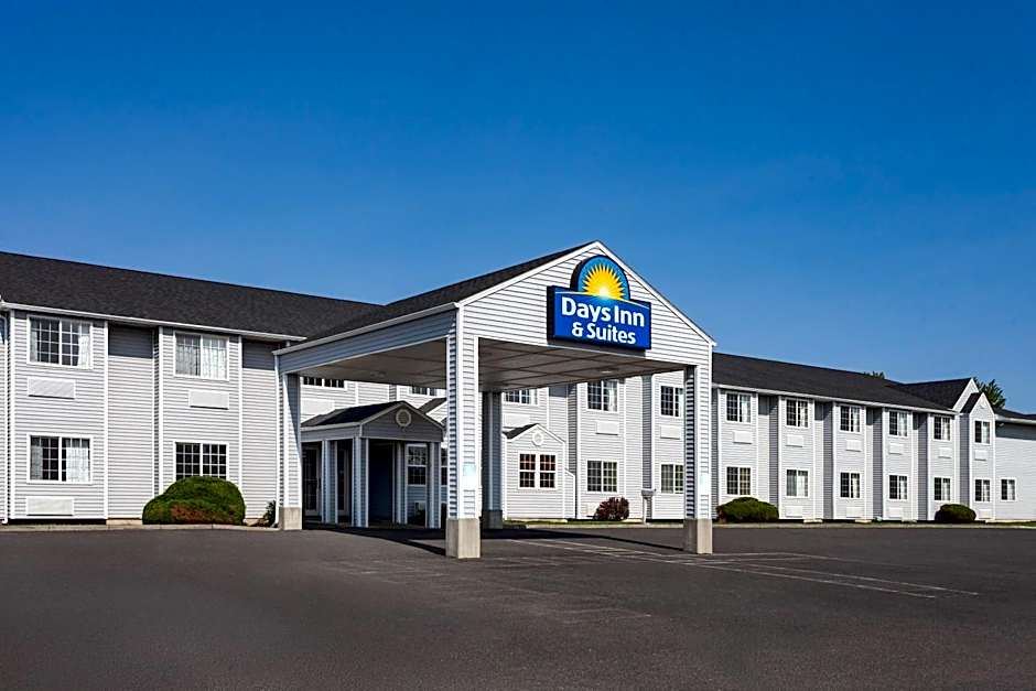 Days Inn & Suites by Wyndham Spokane Airport Airway Heights