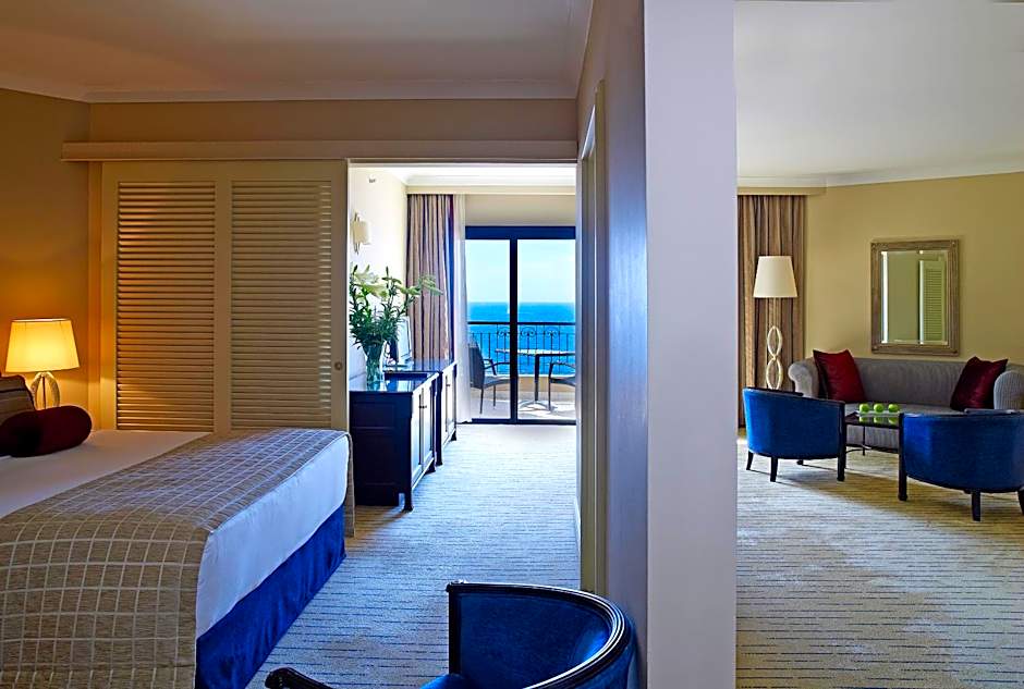Photo 1 of 5 of Junior Suite, Sea View