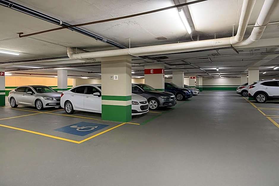 Flat PRAIA Home Experience Dante Michelini