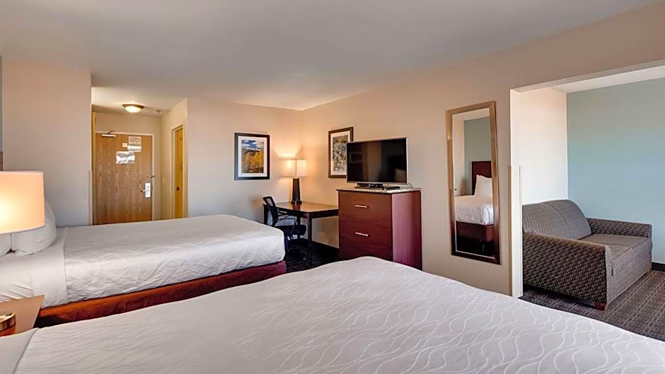 Best Western Plus Gateway Inn & Suites