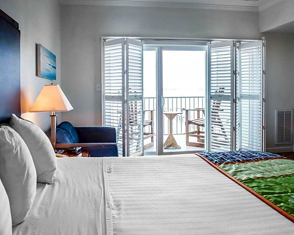 Island Inn & Suites, an Ascend Collection Hotel