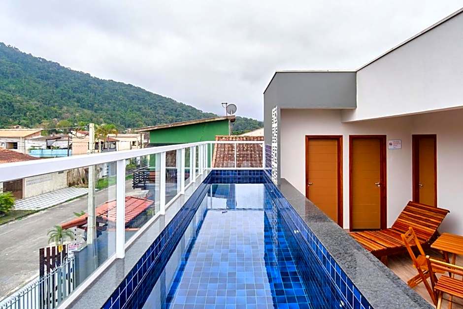 SOL 2: Charmoso com Piscina e Churrasqueira e AR