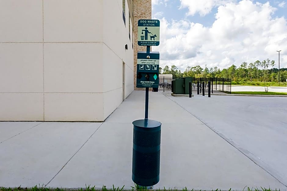 Holiday Inn Express & Suites Macclenny By IHG