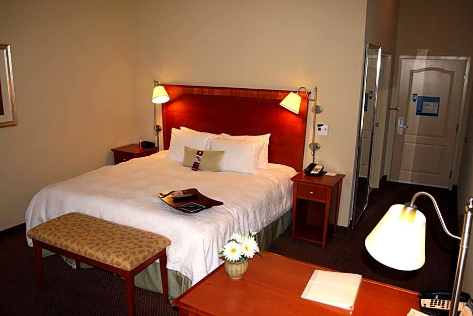 Hampton Inn By Hilton Clinton