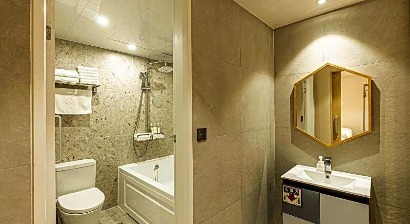 Hotel The Grang Seogwipo